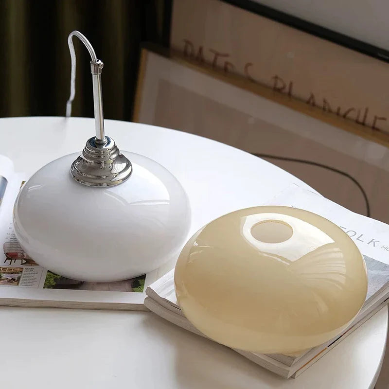 Lámpara colgante LED nórdica DecorBites™ de cristal color crema para decoración e iluminación del hogar