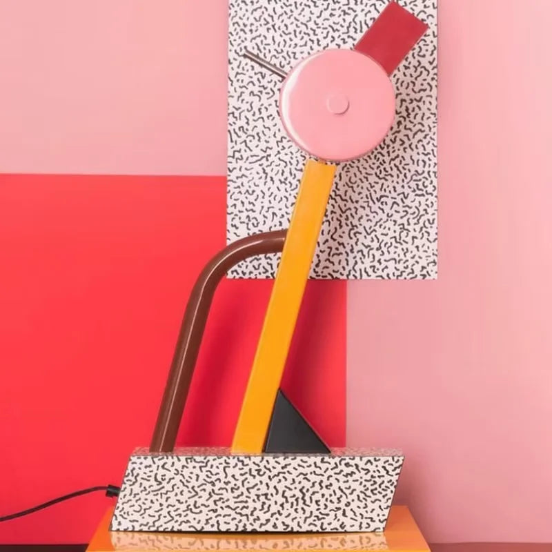 Lámpara de mesa LED Decorbites™ para niños: Diseño nórdico creativo para dormitorio, estudio y decoración del hogar