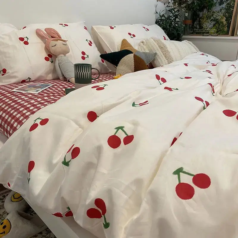 DecorBites™ Pink Floral Bedding Set - Queen Size