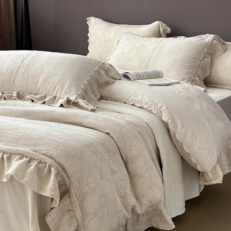 Decobites Linen Vintage Jacquard Lace Ruffles Bedding Set: Duvet Cover, Sheet, Pillowcases