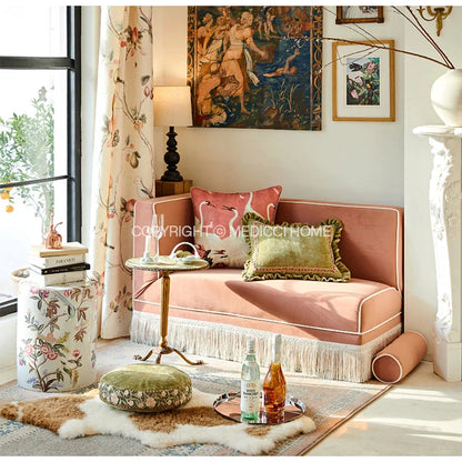 Funda de cojín lumbar verde con volantes de chenilla de lujo DecorBites™ 35x45