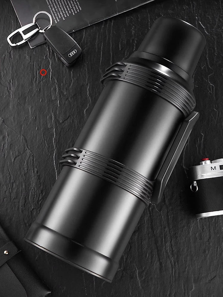 Hervidor térmico DecorBites™ de 2000 ml con revestimiento de vidrio y asa plegable