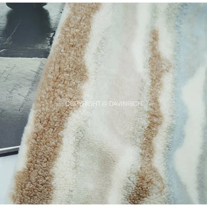 أغطية وسائد مربعة مستوحاة من المجرات من DecorBites™ بتصميم سديم المشتري باللون الأزرق القهوة المتدرج