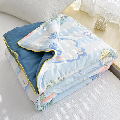 Decobites Summer Comforter Queen Size Lightweight Double Gauze Breathable Blanket