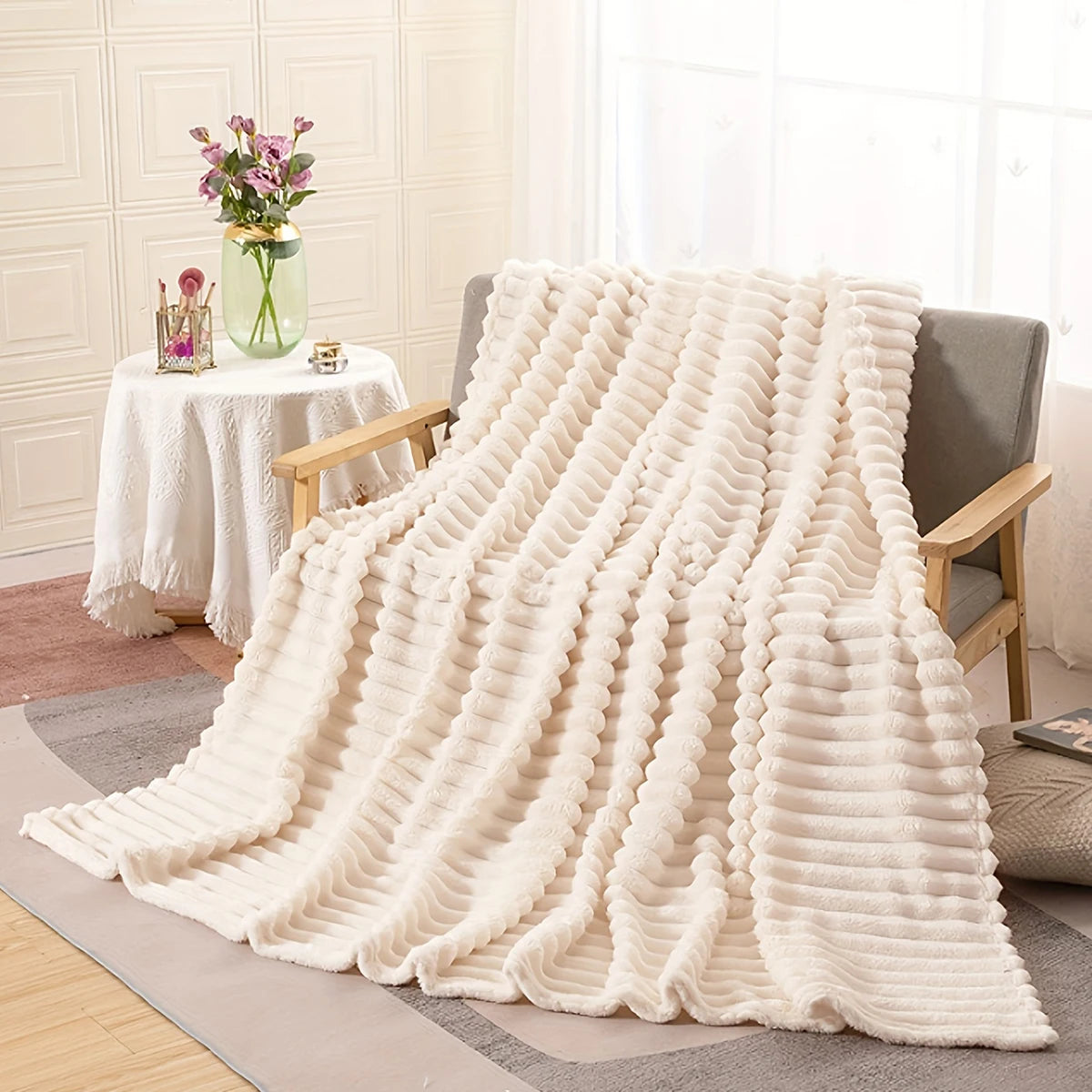 Soft Flannel Throw Blanket – Multiple Sizes