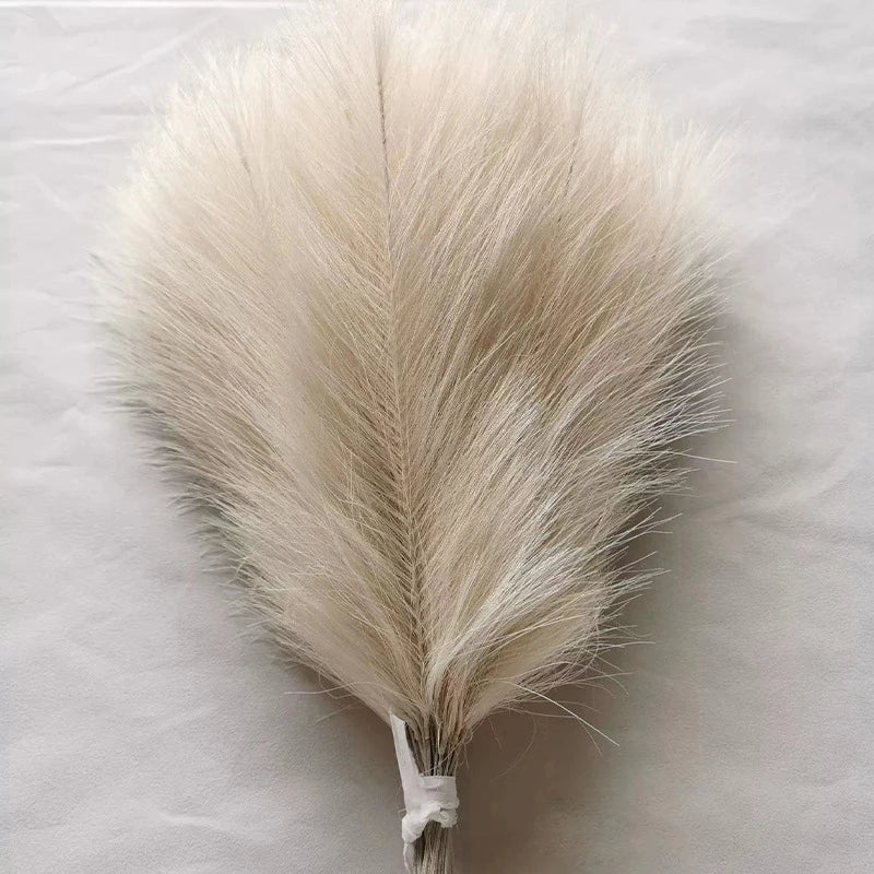 Vibrant 42cm Silk Pampas Grass