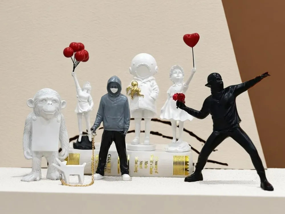 Vilead Banksy Flower Thrower Statue