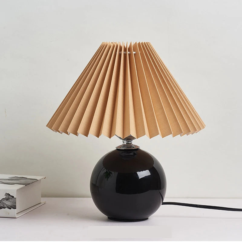 Vintage Ceramic Table Lamp with LED