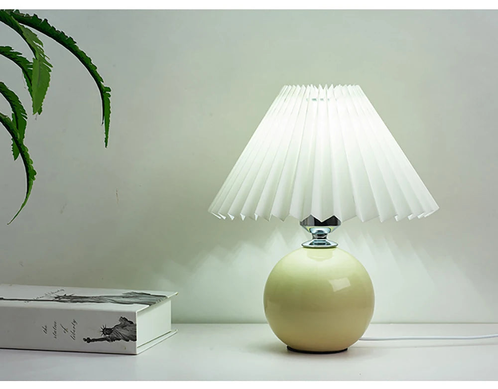 Vintage Ceramic Table Lamp with LED