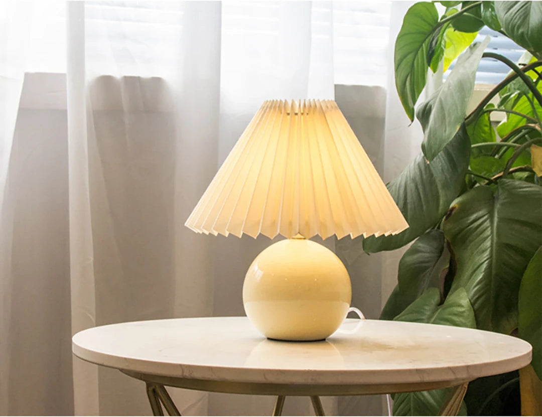 Vintage Ceramic Table Lamp with LED