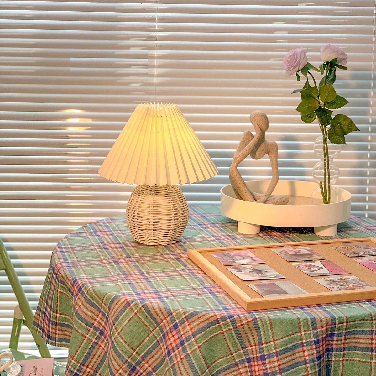 Vintage Rattan USB Table Lamp