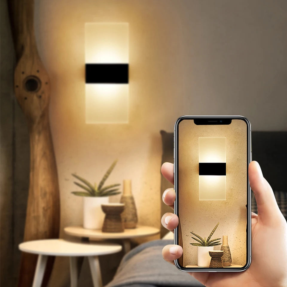 YooE USB Rechargeable LED Wall Lamp