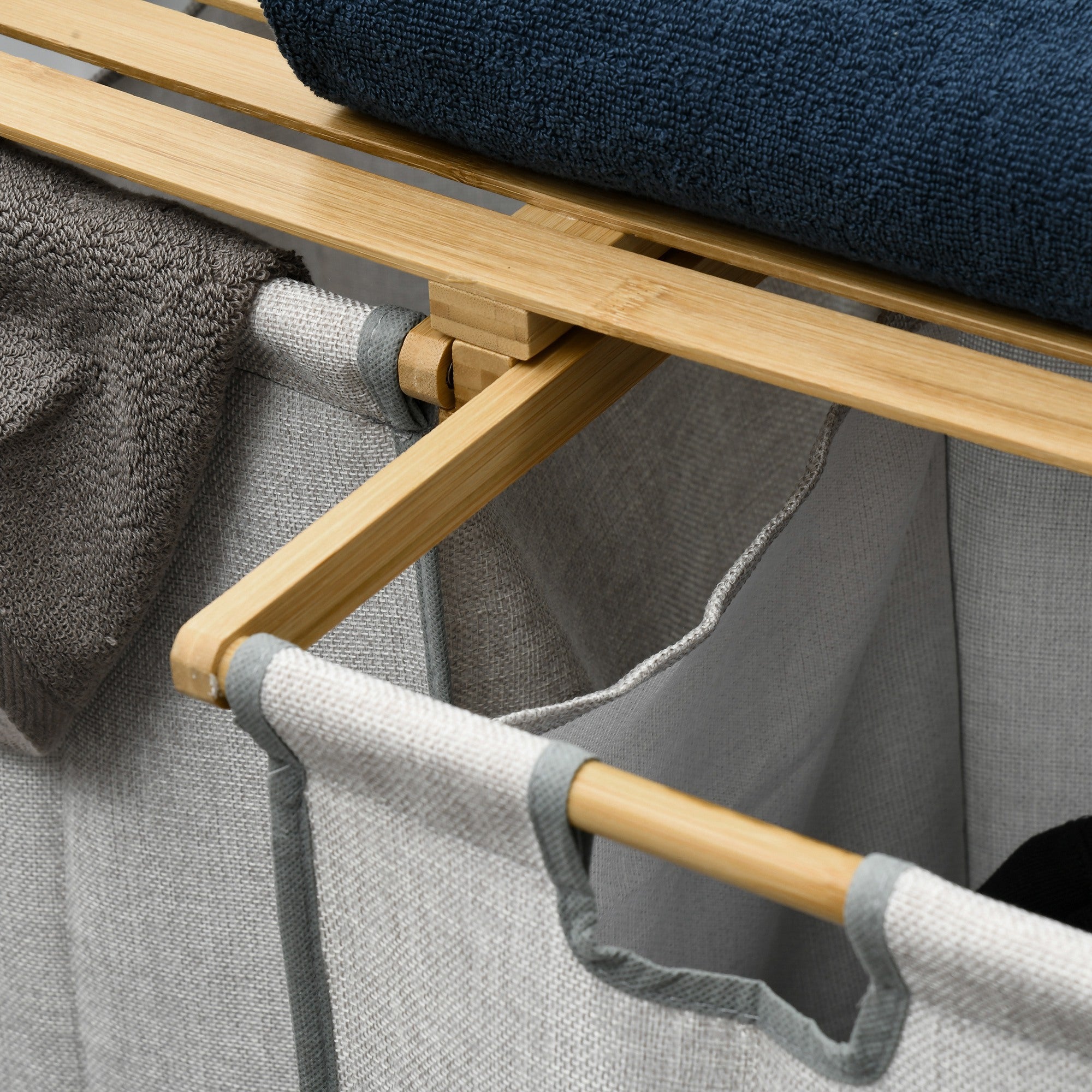 Bambus-Wäschekorb, Doppeltes Wäschegestell mit Regal, 2 herausziehbare und herausnehmbare Taschen, natürliches Holz und Dunkelgrau