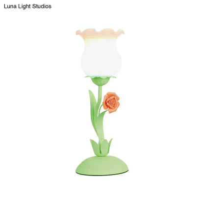 Acamar - Lámpara de mesa Pastoral Capullo de Rosa Pastoral, 1 cabezal, cristal opalino mate, con enredadera rosa/azul/verde