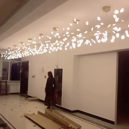 وحدة إضاءة LED معلقة على شكل ورقة أكريليك من DecorBites™ لغرفة الطعام - إضاءة جزيرة عصرية