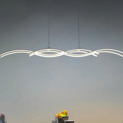 ديكوربايتس™ مصباح معلق LED أكريليك على شكل جزيرة باللون الأبيض الدافئ - تركيبات فضية متموجة