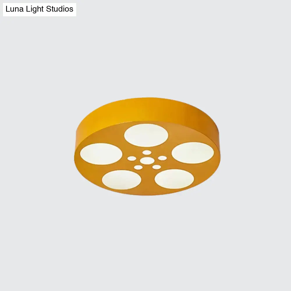 ديكوربايتس™ - إضاءة LED أكريليكية للأطفال مثبتة على الحائط بألوان الأحمر/الأصفر/الأزرق النابضة بالحياة - تركيبات دائرية لغرفة الأطفال