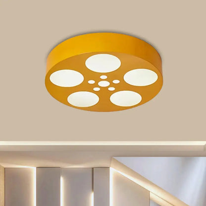 ديكوربايتس™ - إضاءة LED أكريليكية للأطفال مثبتة على الحائط بألوان الأحمر/الأصفر/الأزرق النابضة بالحياة - تركيبات دائرية لغرفة الأطفال