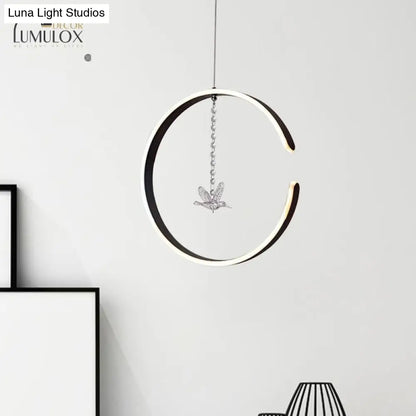 Lámpara colgante de anillo acrílico DecorBites™, luz de techo LED minimalista en blanco/negro