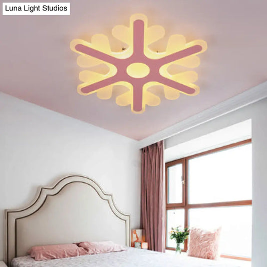 DecorBites™ Acrylic Snowflake Flush Mount Ceiling Light for Kids' Bedroom