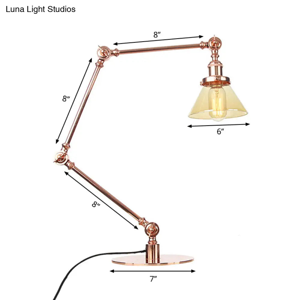 Lámpara de mesa industrial con brazo ajustable y pantalla de cristal transparente - Acabado negro/latón