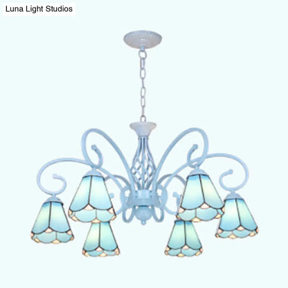 Lámpara de araña cónica ajustable con 6 luces colgantes de cristal tradicionales en azul y blanco.