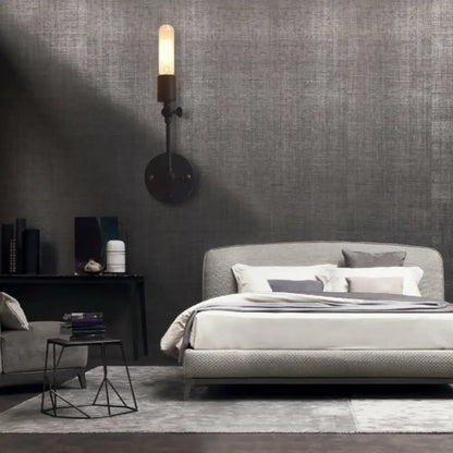 Aplique de pared industrial ajustable de 1 cabezal con bombilla abierta en color negro para pasillo