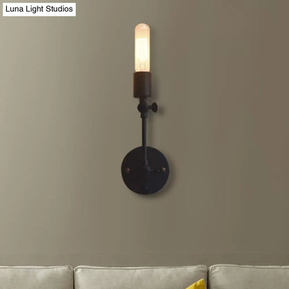Aplique de pared industrial ajustable de 1 cabezal con bombilla abierta en color negro para pasillo