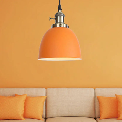 Lámpara colgante industrial ajustable en forma de cúpula en negro/blanco/rojo - Iluminación de techo colgante de metal