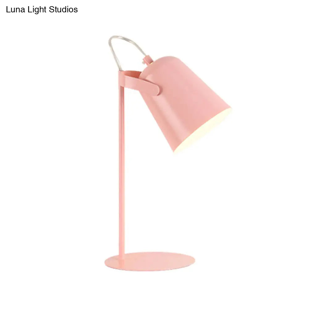 Lámpara de escritorio metálica ajustable estilo macaron, pantalla rectangular, 1 luz, negra/gris – Perfecta para dormitorio o escritorio de pie