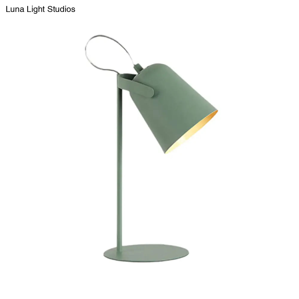 Lámpara de escritorio metálica ajustable estilo macaron, pantalla rectangular, 1 luz, negra/gris – Perfecta para dormitorio o escritorio de pie