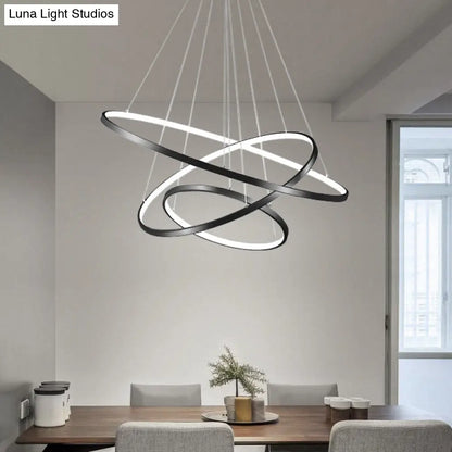 Lámpara colgante LED con anillo ajustable: elegante candelabro negro para comedor