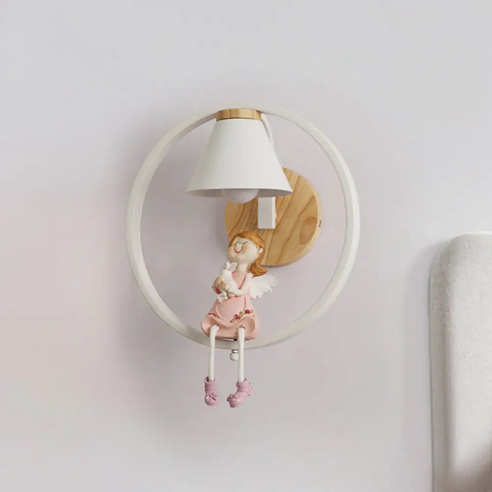 Adorable lámpara de pared con forma de ciervo/ángel: Lámpara de pared de metal con 1 luz, color rosa/azul, con pantalla de tela.

 Mejora de la sugerencia de título para una mejor optimización SEO.