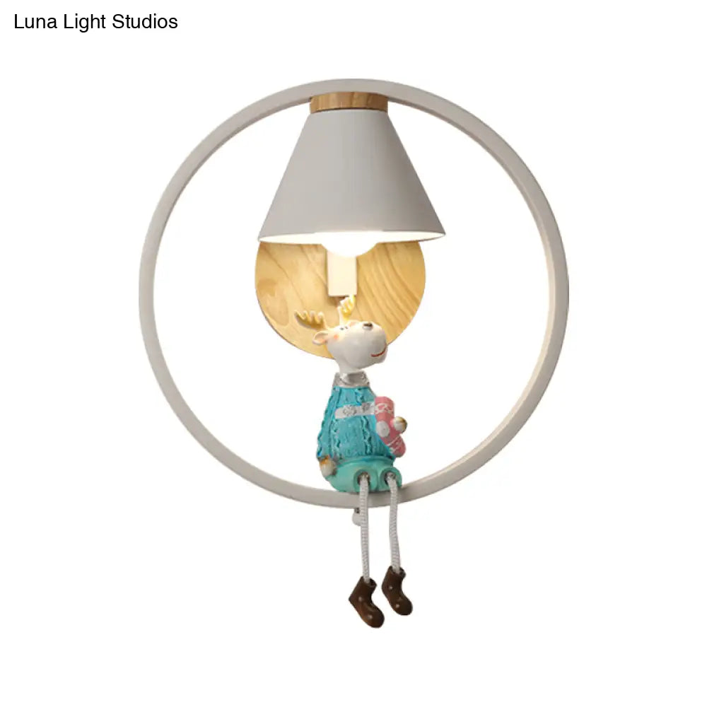 Adorable lámpara de pared con forma de ciervo/ángel: Lámpara de pared de metal con 1 luz, color rosa/azul, con pantalla de tela.

 Mejora de la sugerencia de título para una mejor optimización SEO.