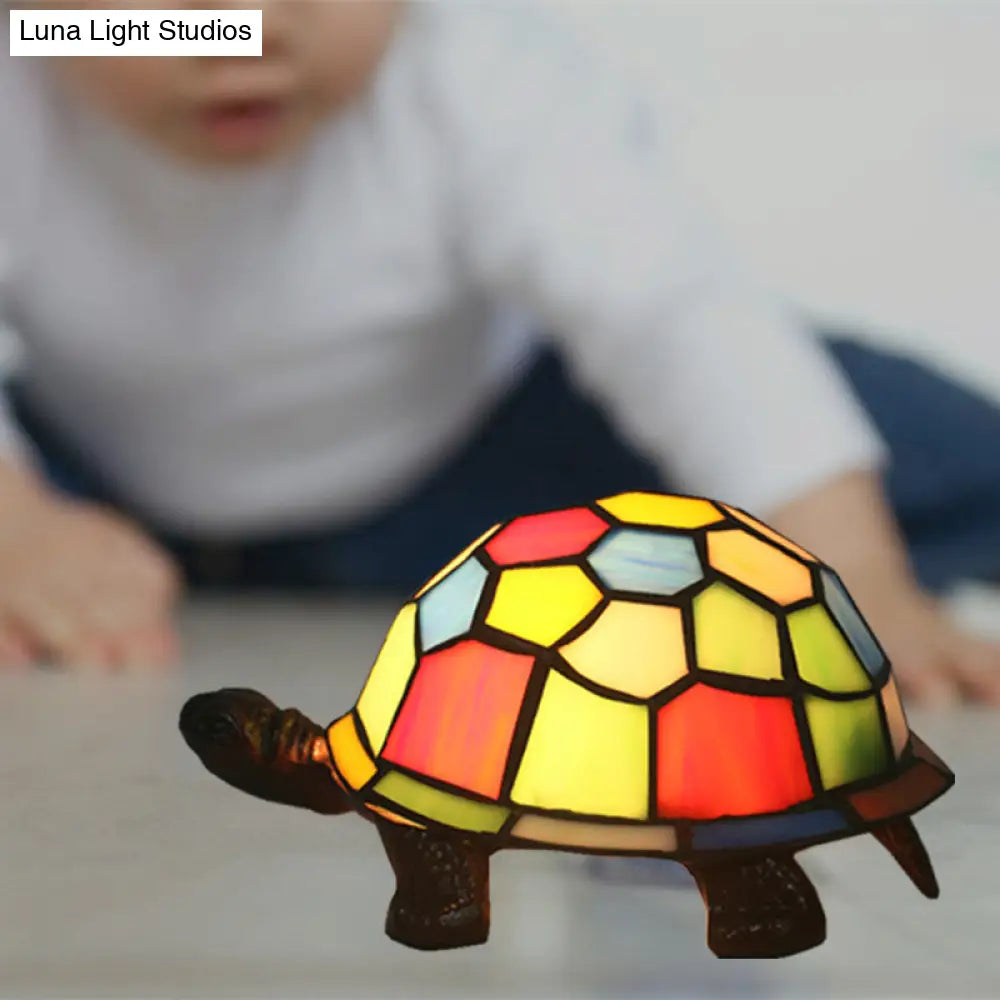 Adorable lámpara de mesa con forma de tortuga: luz nocturna barroca de vitral para la habitación de los niños