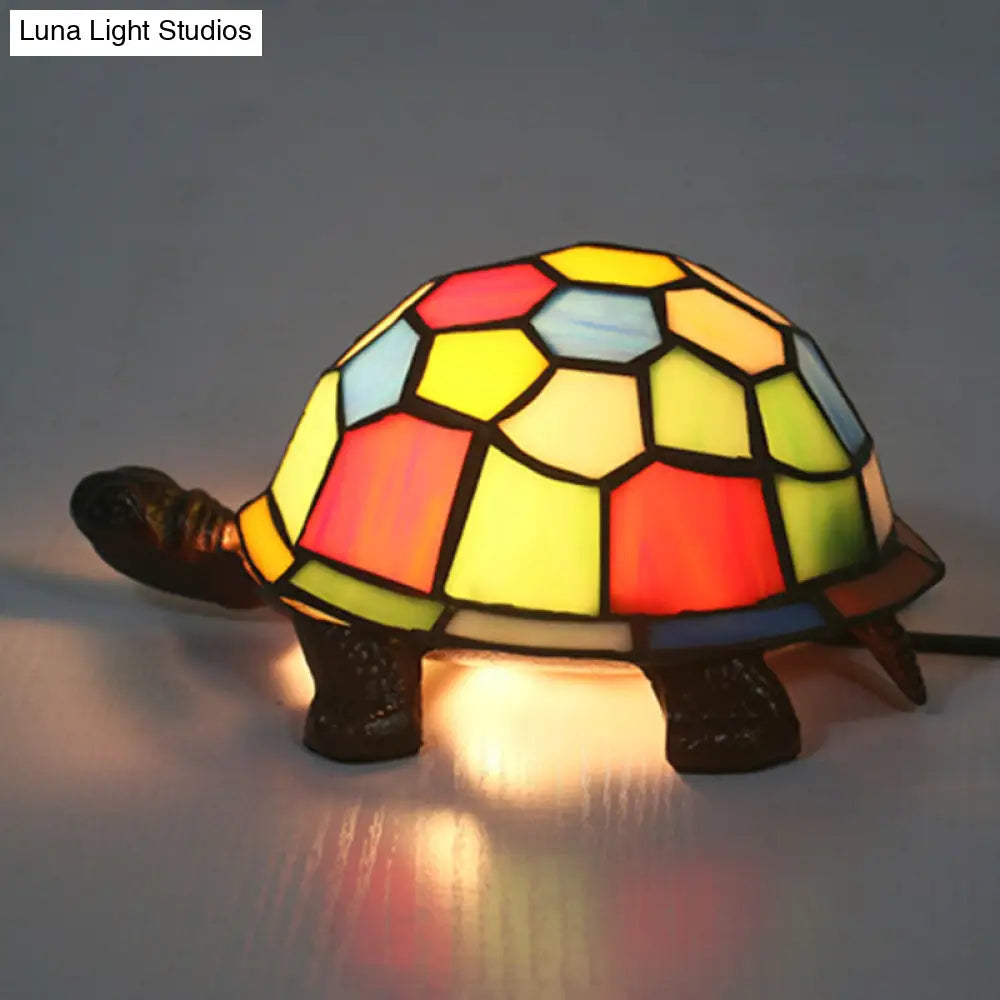 Adorable lámpara de mesa con forma de tortuga: luz nocturna barroca de vitral para la habitación de los niños