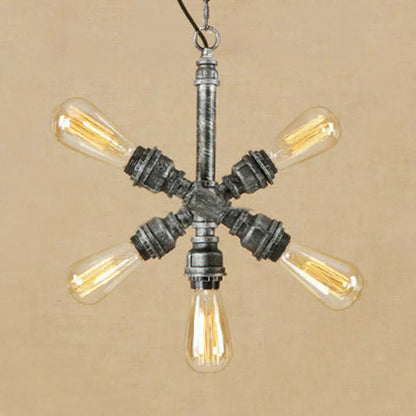Lámpara de araña de estilo industrial envejecido con bombillas abiertas y 5 luces