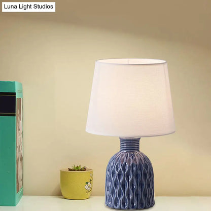 Alaraph - Lámpara de mesa contemporánea