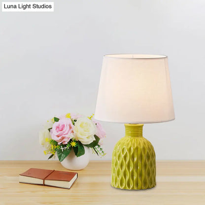 Alaraph - Lámpara de mesa contemporánea