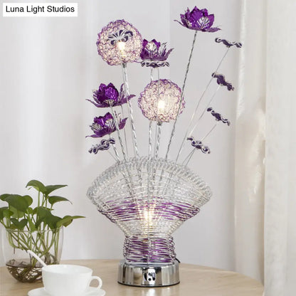 Albaldah - Lámpara de mesa de aluminio con decoración de rosas y dientes de león