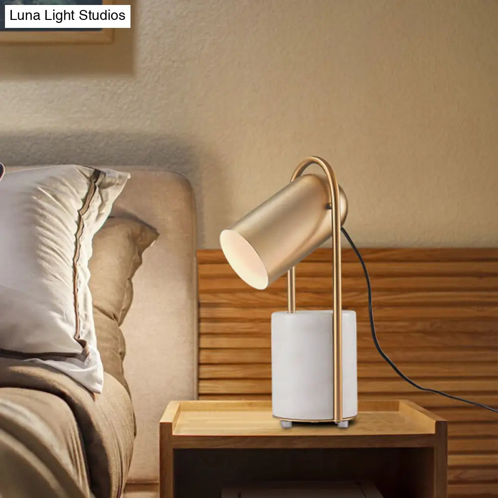 Aldib - Lámpara de mesa tipo campana de latón, diseño de 1 luz, con pedestal de mármol blanco