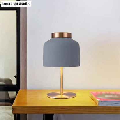 Alexandra - Lámpara de mesa metálica