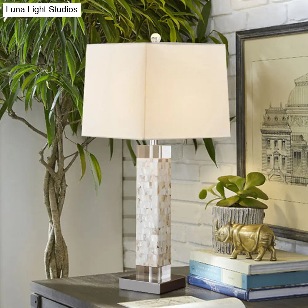 Alfa - Luz nocturna cuadrada blanca con base rectangular