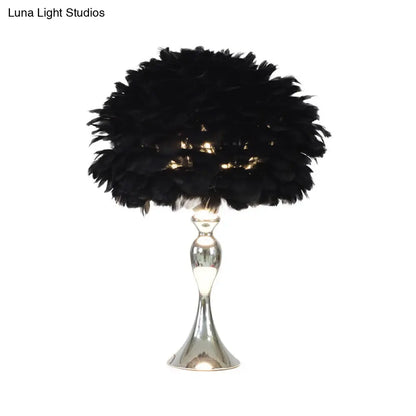 Lámpara de noche Alfecca Meridiana - Cúpula negra/morada: Lámpara de mesa moderna con forma de pluma