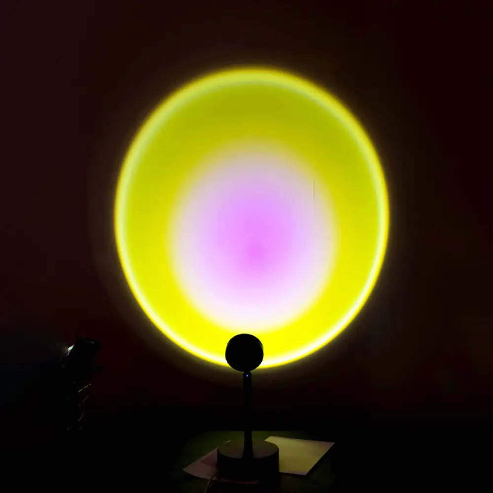 Lámpara de mesa USB de aluminio - Foco LED Sunset Glow en negro para iluminación contemporánea de dormitorios