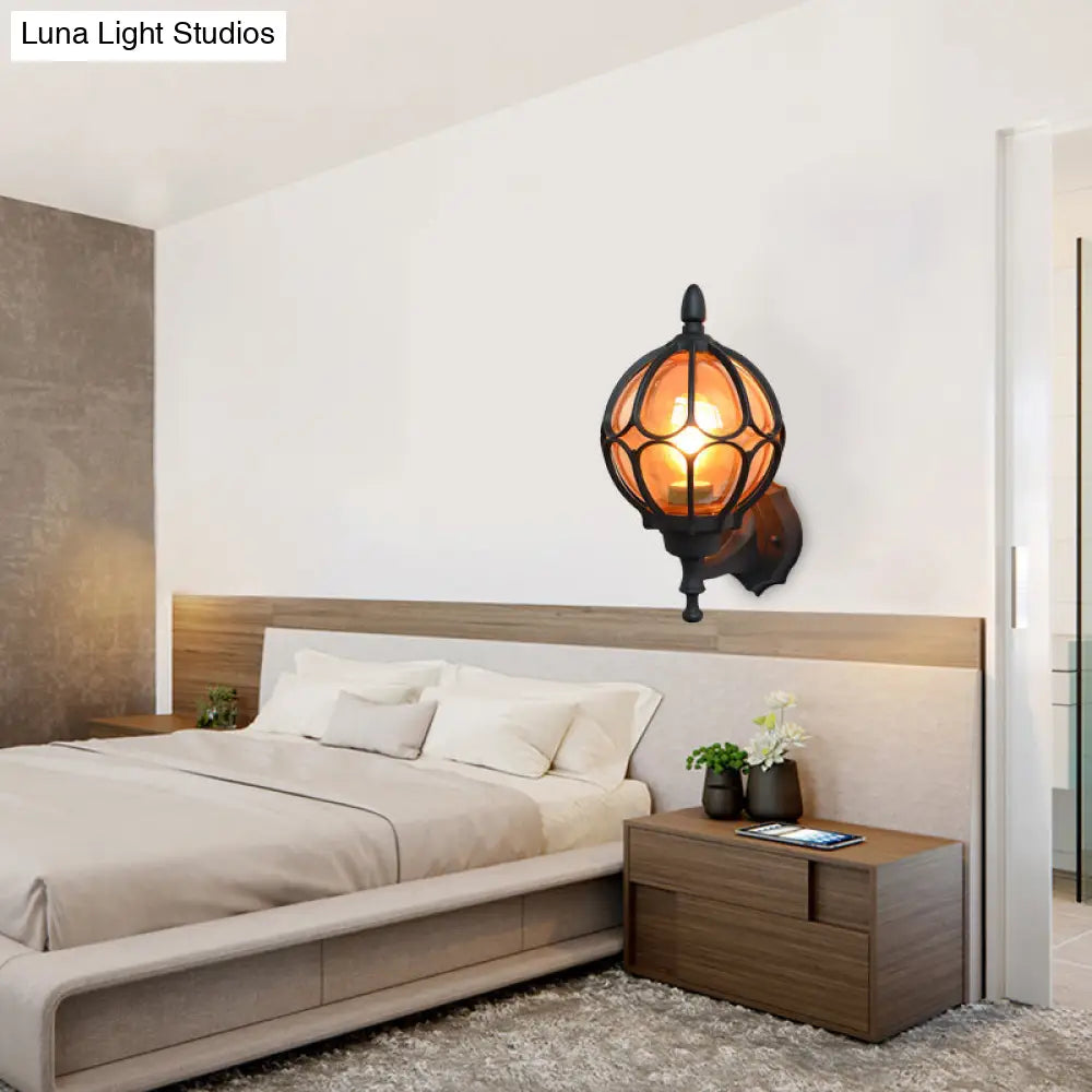 Aplique de pared industrial de cristal ámbar - Lámpara de salón tipo globo en negro/dorado/bronce, disponible en 3 tamaños.