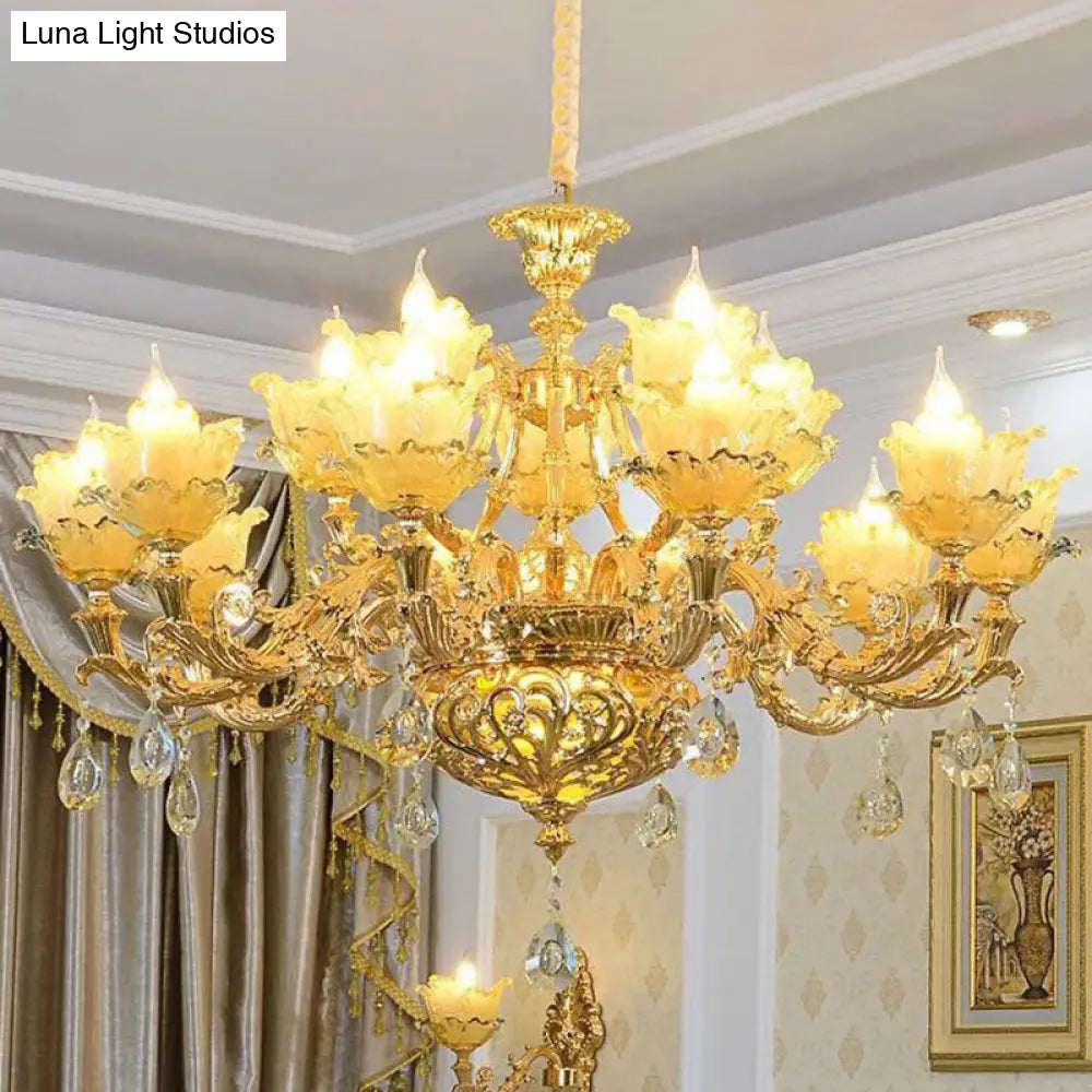 Lámpara colgante modernista de cristal texturizado ámbar - Lámpara de techo Petal para salón en dorado