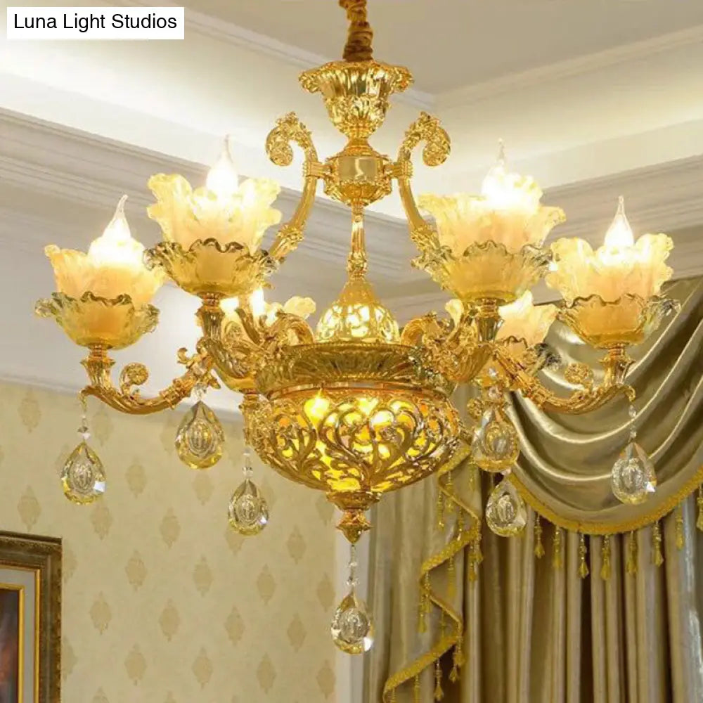 Lámpara colgante modernista de cristal texturizado ámbar - Lámpara de techo Petal para salón en dorado