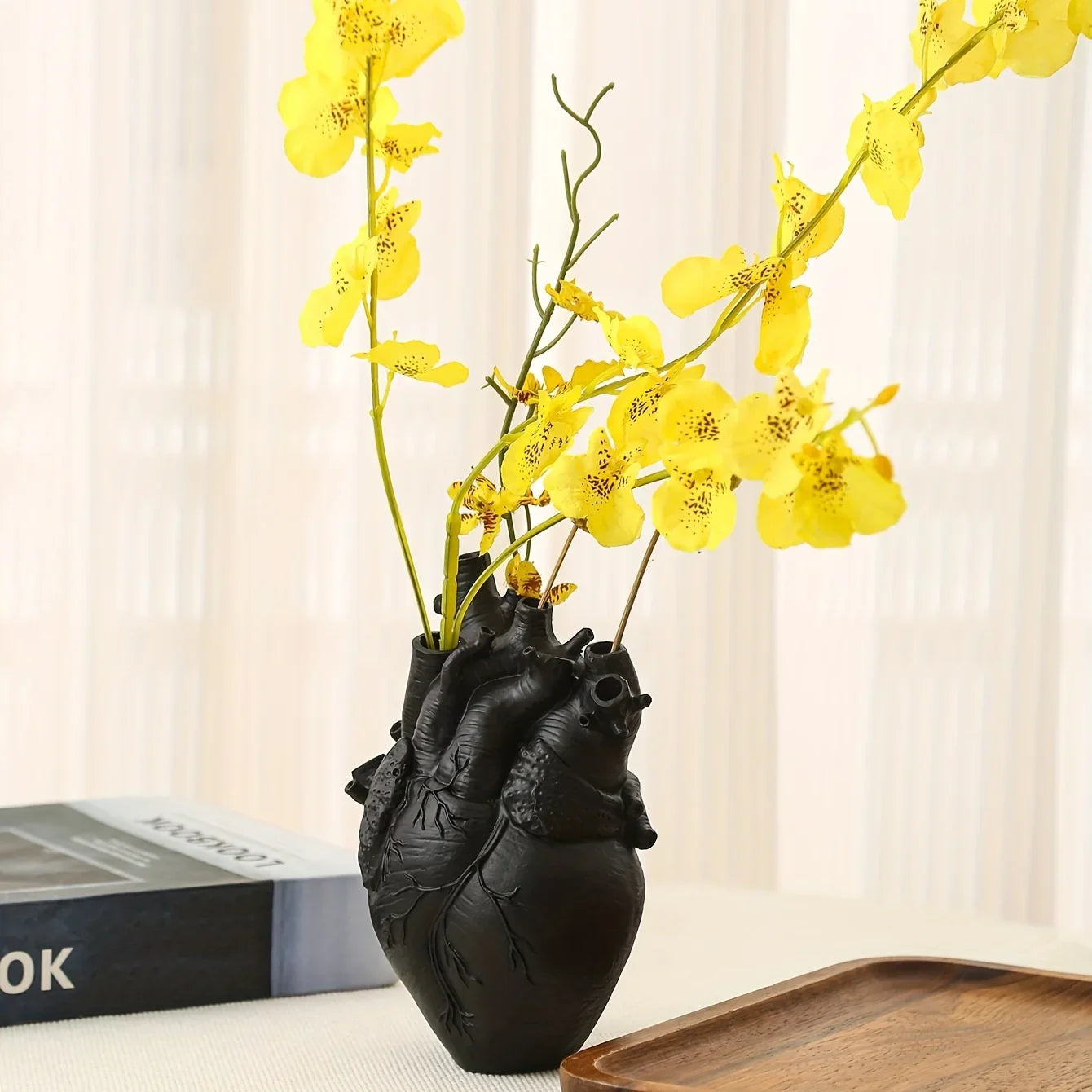 Anatomical Heart Resin Vase - Glam Decor - Vase