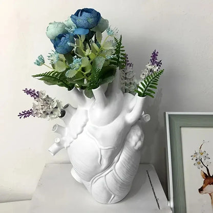 Anatomical Heart Resin Vase - Glam Decor - Vase